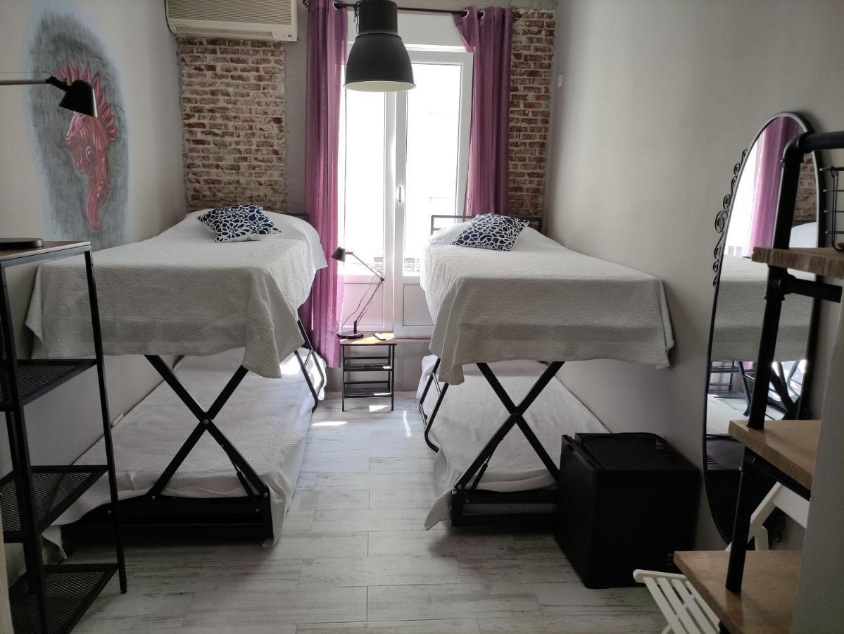 Hostal Hispalense Madrid Luaran gambar