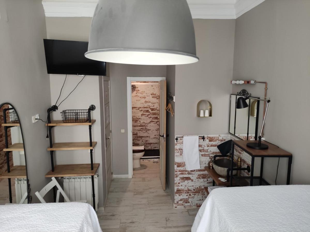 Hostal Hispalense Madrid Luaran gambar