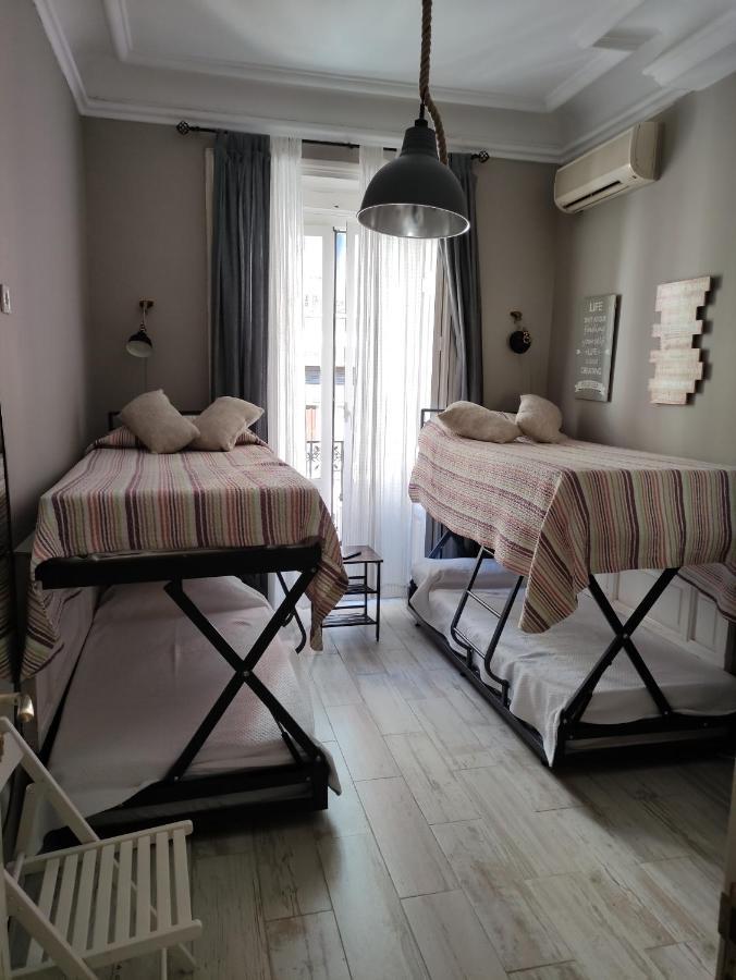 Hostal Hispalense Madrid Luaran gambar