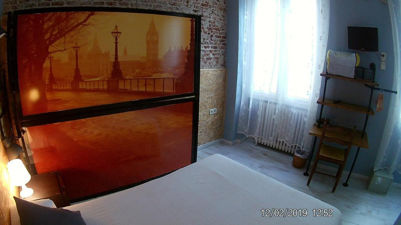 Hostal Hispalense Madrid Luaran gambar